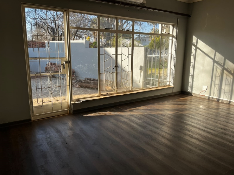 4 Bedroom Property for Sale in Flamwood North West